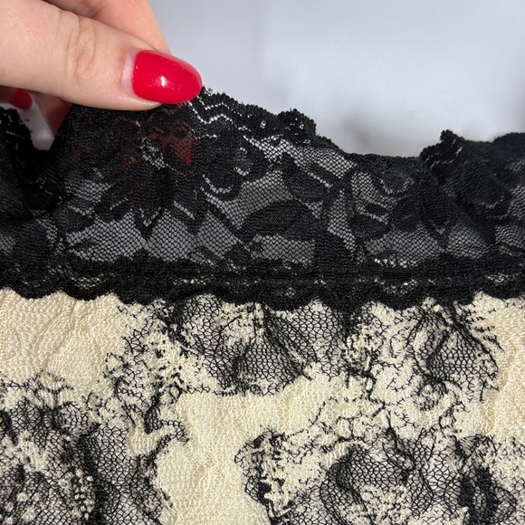 Maurices Lace Overlay Camisole Top size small - Picture 3 of 12